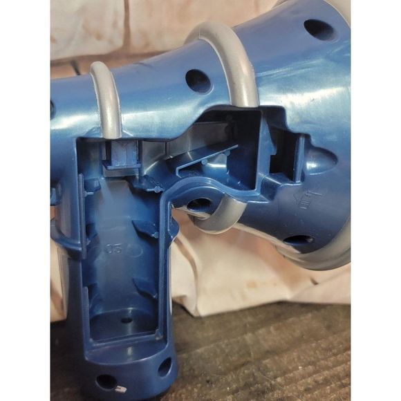 Universal Studios Mattel 2019 fart gun minion toy figure - Picture 5 of 7